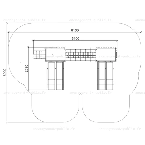 Structure pour aires de jeux extérieurs en bardage bois