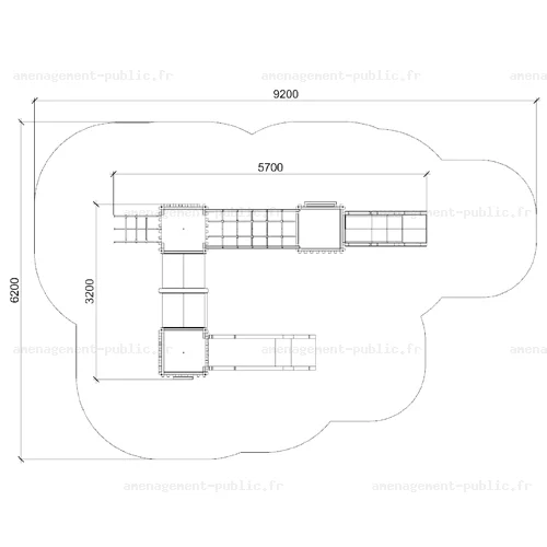 Structure pour aires de jeux extérieurs en bardage bois