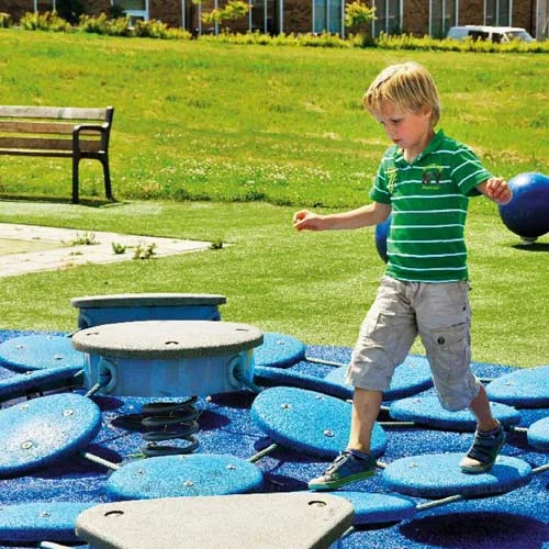 Parcours d'obstacle de grande motricité pour enfants