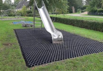 Systeme traditionnel de dalles vegétalisées